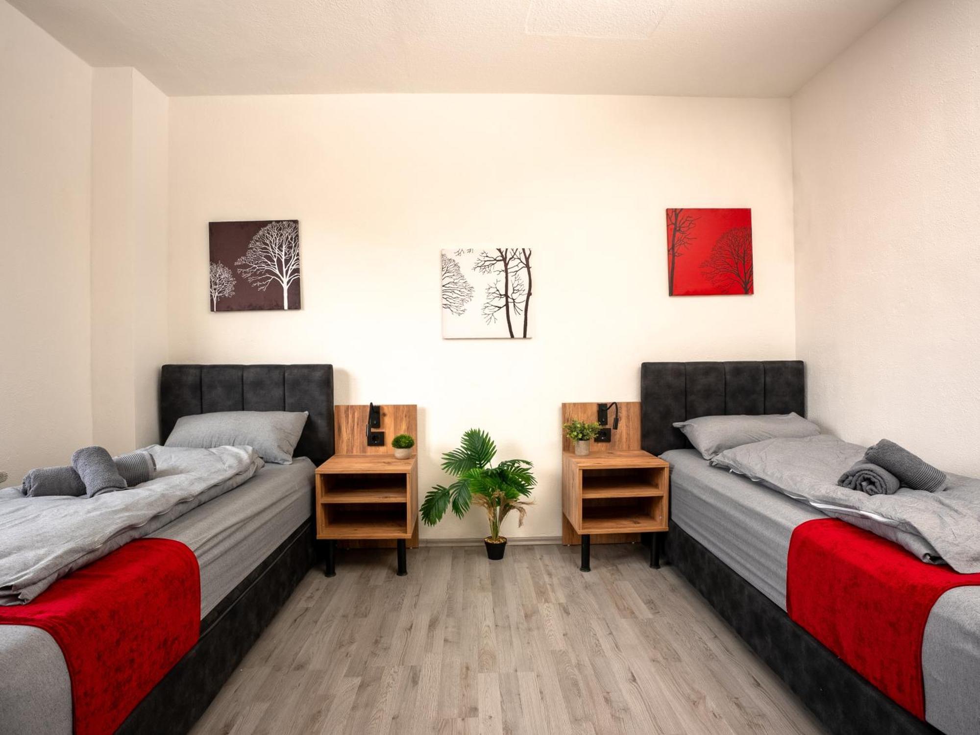 Serviceroom24 - Apartment 4 In Herten Wlan - Smart-Tv - 24-7 Check-In Und Kueche エクステリア 写真