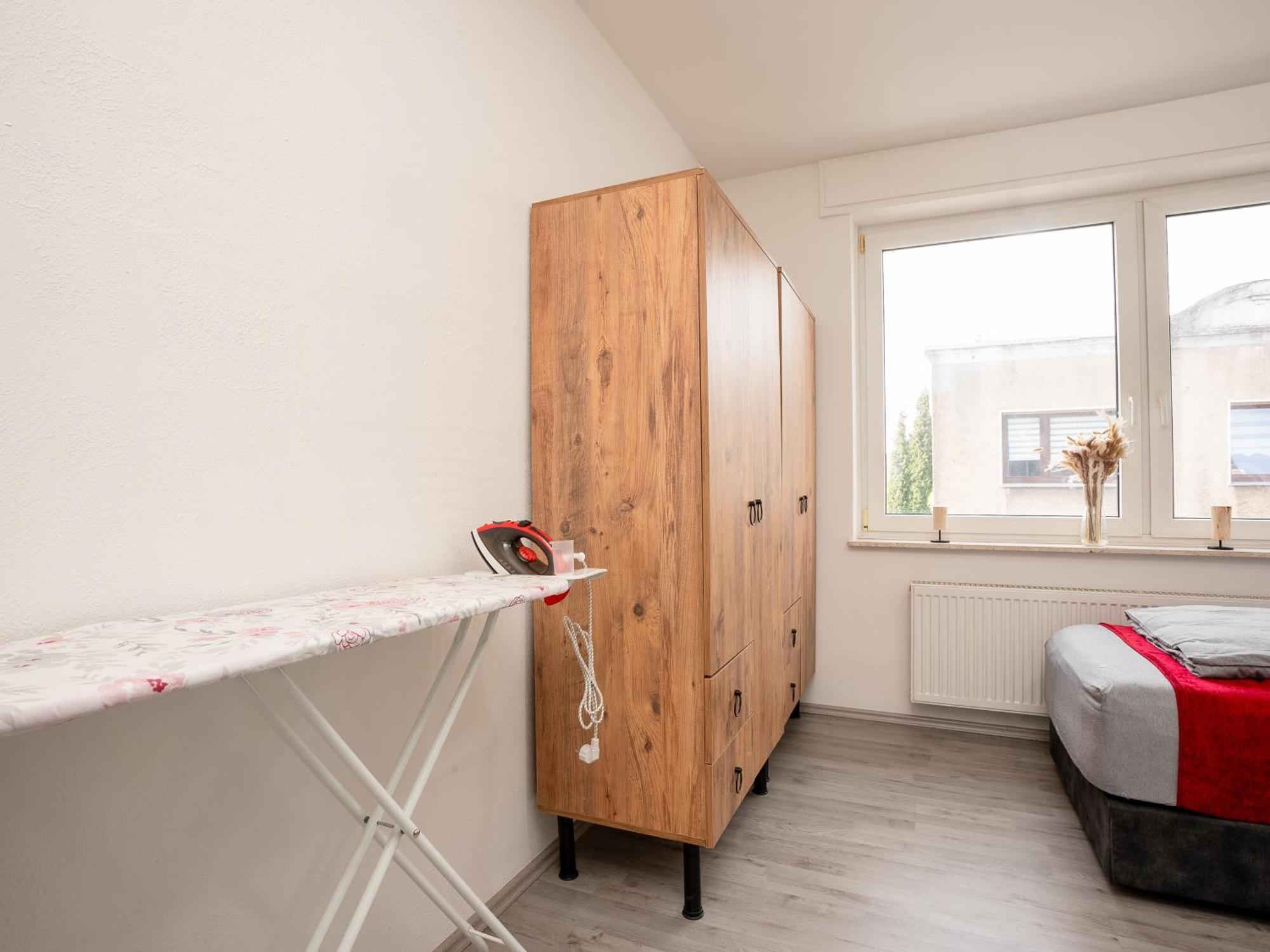 Serviceroom24 - Apartment 4 In Herten Wlan - Smart-Tv - 24-7 Check-In Und Kueche エクステリア 写真